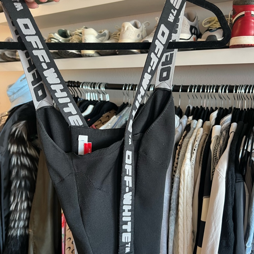OFF-WHITR LOGO STRAP TOP🖤 - Picture 2 of 2